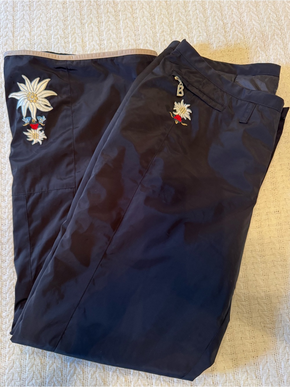Bogner Womens Black Ski Pants, Embroidered Flowers Rose, Size 12, EUC